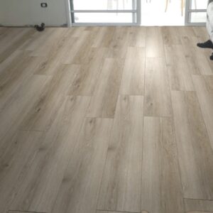 פרקט חום בהיר ווש אפור בכל סוגי הפרקטים א 029